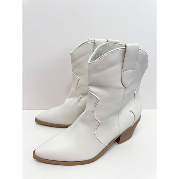 Journee Collection Western Booties Size 9 White Pointed Toe Block Heel - Picture 2 of 9